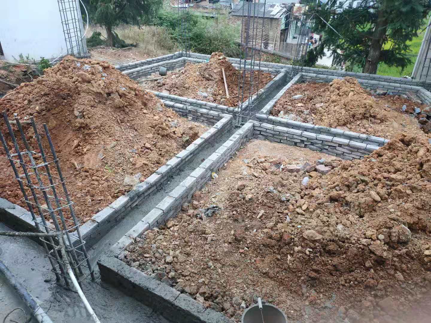 2.jpg 2.jpg